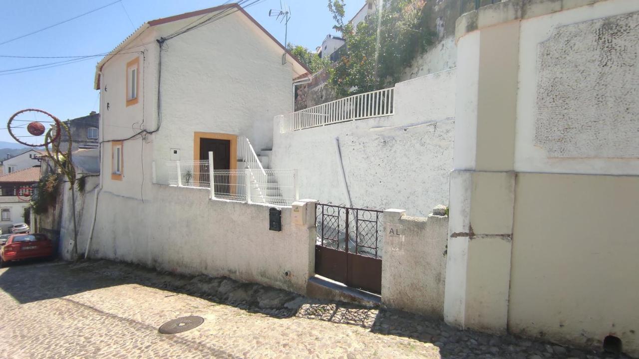 Lemon Tree House Coimbra - Courtyard Garden With City Views Ngoại thất bức ảnh